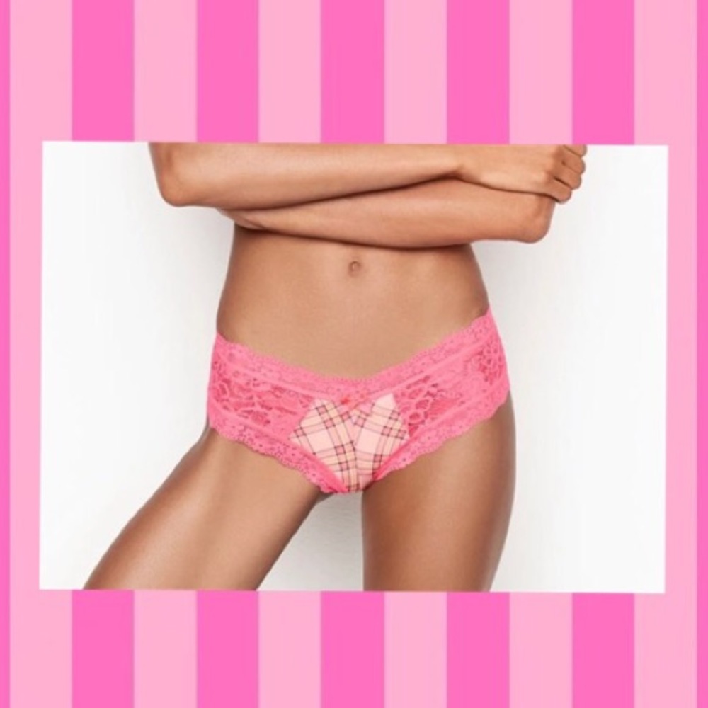 Victoria’s Secret Very Sexy Lace Cheekster Panty